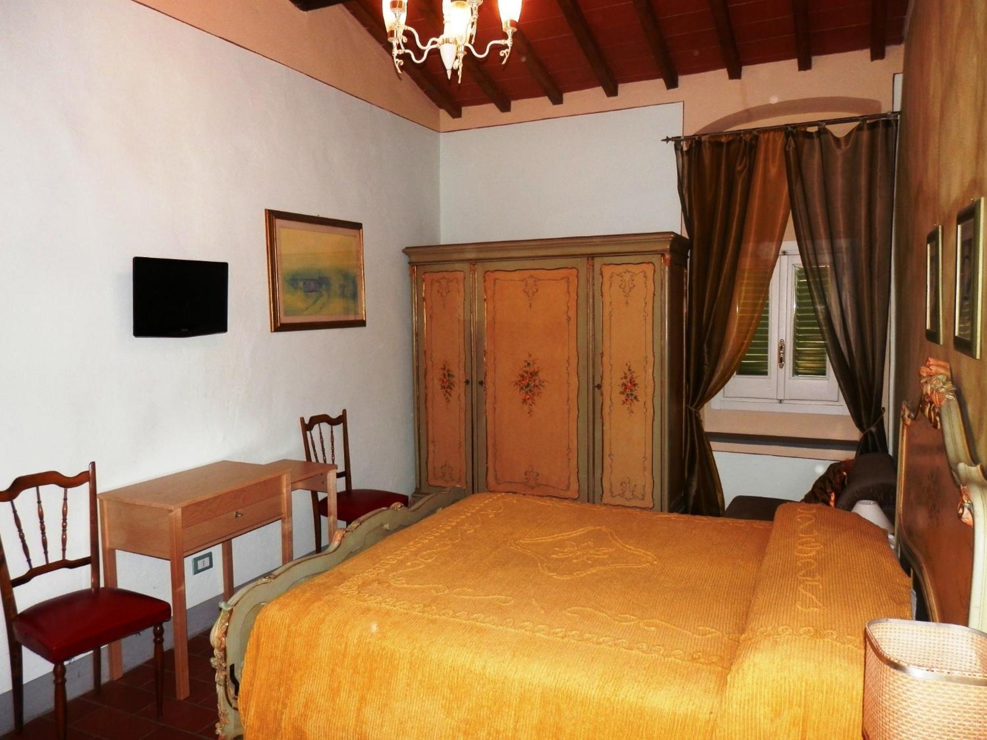 B&B Casale Ginette Инчиза-ин-Валь-д'Арно Номер фото